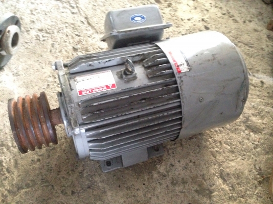 ขายมอเตอร์ Mitsubishi 7.5HP. 380V 1450rpm. มีระบบเบรคในตัว สภาพสวยมากเดิมๆ พร้อมใช้งาน