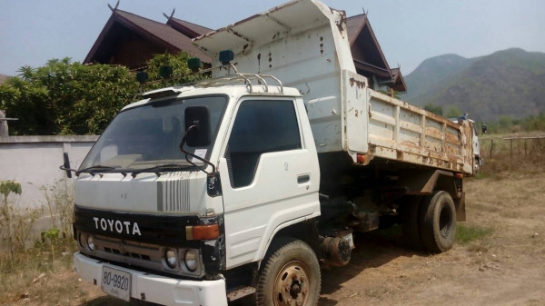 ขายหกล้อดั๊มโตโย3ไบปัด ขายหกล้อดั๊มโตโย3ไบปัด