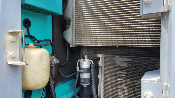 ขายด่วนรถแบคโฮKOBELCO-SK200SR-YB02-มาคซีชั่วโม่งทำงานน้อยรถนอกเพิ่งนำเข้ามายังไม่เคยใช้งานในเมืองไทยเลย