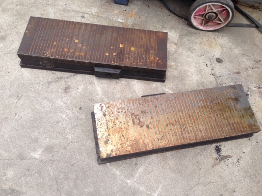 ขายแท่นแม่เหล็กดูดชิ้นงาน Guang dar made in Taiwan สภาพสวย ขนาดตามรูป มี 2 ตัวครับ