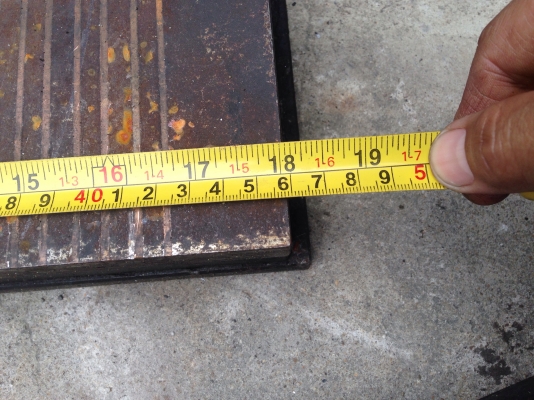 ขายแท่นแม่เหล็กดูดชิ้นงาน Guang dar made in Taiwan สภาพสวย ขนาดตามรูป มี 2 ตัวครับ ขายแท่นแม่เหล็กดูดชิ้นงาน Guang dar made in Taiwan สภาพสวย ขนาดตามรูป มี 2 ตัวครับ