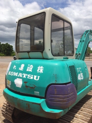 ขายรถแบคโฮ KOMATSU PC45-7 คอลโทรลสั้น รถนอกนำเข้าเอง สภาพสวยพร้อมใช้งาน มีVDOการทำงานครับ ขายรถแบคโฮ KOMATSU PC45-7 คอลโทรลสั้น รถนอกนำเข้าเอง สภาพสวยพร้อมใช้งาน มีVDOการทำงานครับ