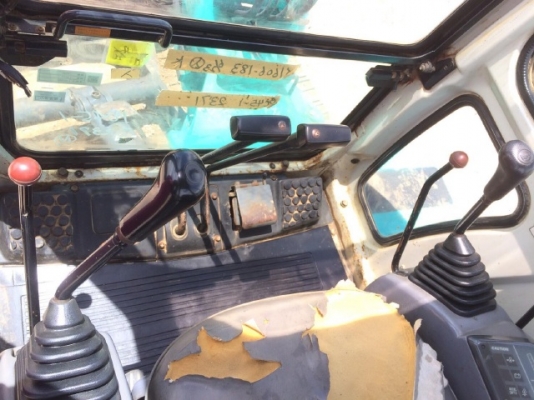 ขายรถแบคโฮ KOMATSU PC45-7 คอลโทรลสั้น รถนอกนำเข้าเอง สภาพสวยพร้อมใช้งาน มีVDOการทำงานครับ ขายรถแบคโฮ KOMATSU PC45-7 คอลโทรลสั้น รถนอกนำเข้าเอง สภาพสวยพร้อมใช้งาน มีVDOการทำงานครับ