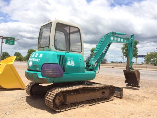 ขายรถแบคโฮ KOMATSU PC45-7 คอลโทรลสั้น รถนอกนำเข้าเอง สภาพสวยพร้อมใช้งาน มีVDOการทำงานครับ ขายรถแบคโฮ KOMATSU PC45-7 คอลโทรลสั้น รถนอกนำเข้าเอง สภาพสวยพร้อมใช้งาน มีVDOการทำงานครับ