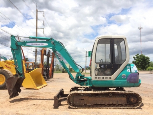 ขายรถแบคโฮ KOMATSU PC45-7 คอลโทรลสั้น รถนอกนำเข้าเอง สภาพสวยพร้อมใช้งาน มีVDOการทำงานครับ