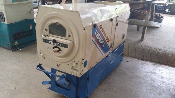 เครื่องสีข้าวกล้องเก่าญี่ปุ่น  ISEKI รุ่น 255 สภาพเครื่องดี พร้อมใช้งาน