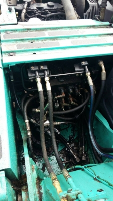 รถแบคโฮ KOBELCO SK - 140 , ( รถทำงาน 2x,xxx ชม. ) สนใจติดต่อ 081 - 6079515