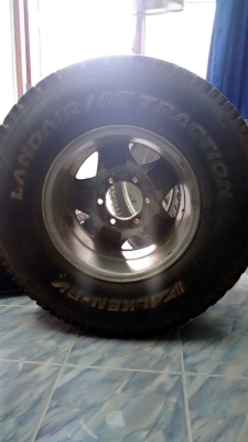 ขายยาง31x10.50R15