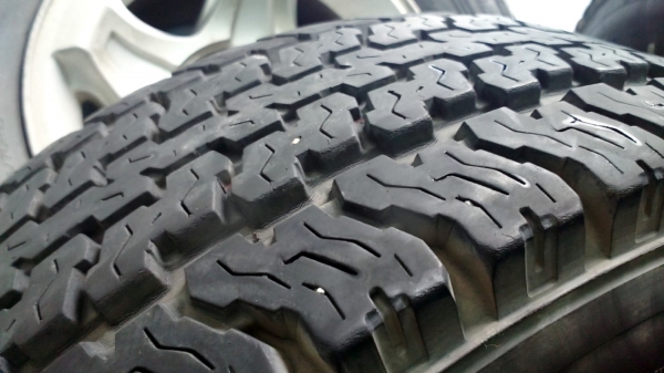 ขายยาง31x10.50R15