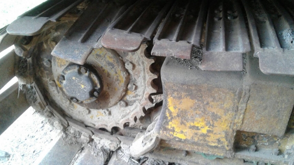 ขาย รถเกี่ยวข้าว เกษตรพัฒนา รุ่นจ้าวช้างไวไฟ อุ้ม 2.5 ตัน ช่วงล่าง 12 HT เครื่อง 6D17 195 แรงม้า ราคาคุยกันได้ครับ