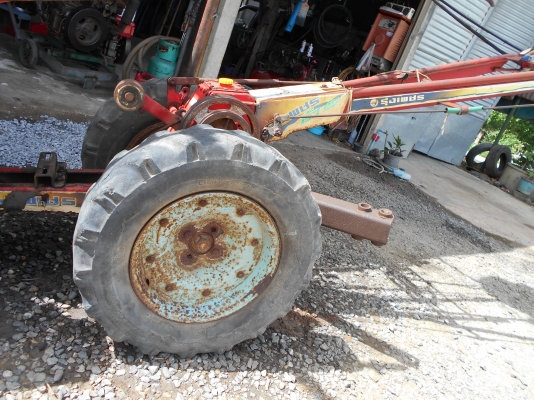 ตัวรุ้งเพชรสวยสภาพดี ตัวยังมั่ยเคยเปีดครับสนจัย  0810074646 ครับอ่างทอง