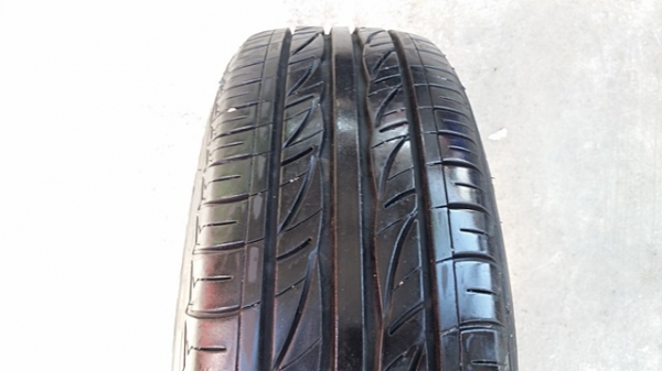 ขายยาง175/65/14 ปี 1915 FRIESTONE F01 4 เส้น