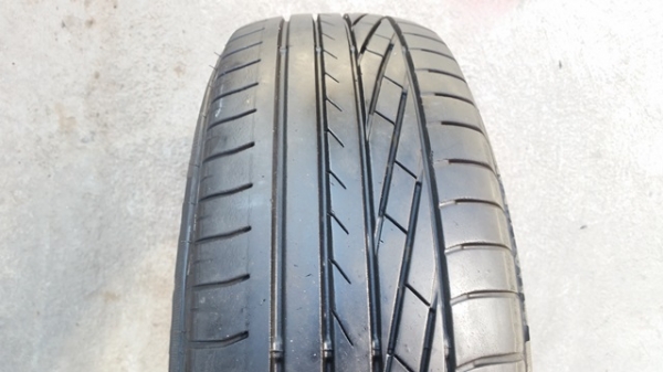 ขายยาง195/65/15 ปี 12 GOODYEAR Excellence 4 เส้น