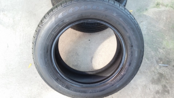 ขายยาง195/65/15 ปี 12 GOODYEAR Excellence 4 เส้น