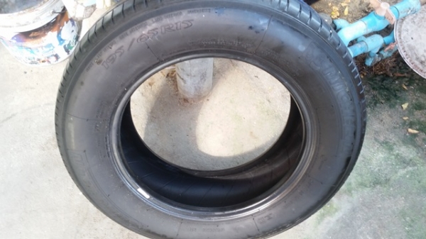 ขายยาง195/65/15 ปี 3714 MICHERLIN 3ST  4 เส้น