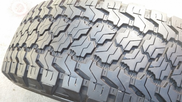 ขายยาง235/75/15 ปี 3010 GOODYEAR 4 เส้น ขายยาง235/75/15 ปี 3010 GOODYEAR 4 เส้น