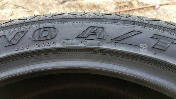 maxxis ยางถูกยางดี  ทนทาน ต้องการลายไหน. ขนาดเท่าไรสอบถามได้เลยครับ ราคาพิเศษ จองด่วนเลยครับ