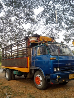 ขายรถหกล้อ