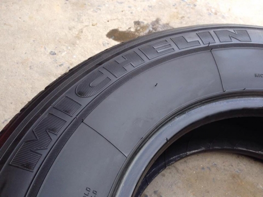ยาง MICHELIN XCD 215 R 15 ปี 13 1เส้น ปี 14 1เส้น 2 เส้น 2800  สภาพสวยๆดอกยางนิ่มๆไม่มีปะไม่บวมเอาไปวิ่งกันยาวๆราคาเบาๆค่ะ