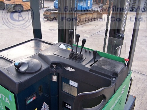 ขาย รถโฟล์คลิฟท์ไฟฟ้า TOYOTA รุ่น 7FBRS14