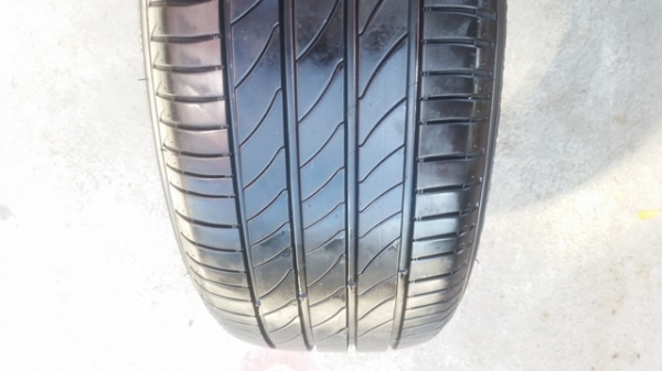 ขายยาง225/55/17 ปี 14 MICHERLIN 3ST 4 เส้น