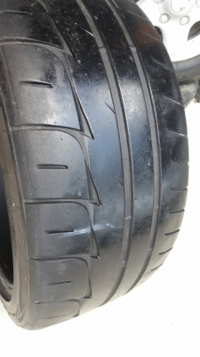 ขายยาง235/40/18 ปี 4909 BRIDGESTONE POTENZA RE11 2 เส้น