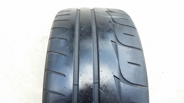 ขายยาง235/40/18 ปี 4909 BRIDGESTONE POTENZA RE11 2 เส้น