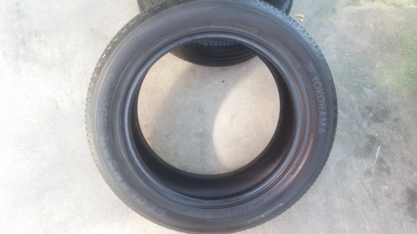 ขายยาง235/55/18 ปี 1413 YOKOHAMA 4 เส้น