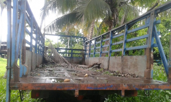 ขายสาลี่รถไถ พร้อมบาร์อ้อยครบชุด สภาพดีพร้อมใช้งาน