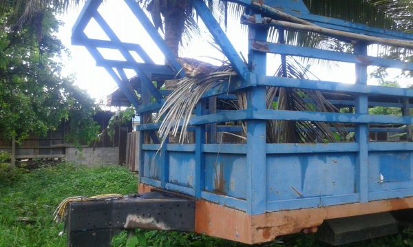 ขายสาลี่รถไถ พร้อมบาร์อ้อยครบชุด สภาพดีพร้อมใช้งาน