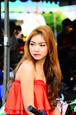 อะไหล่ แต่งรถเพียบ มีโช็คหน้า-หลัง ล้อ เครื่อง ถังน้ำมัน เบาะ และอะไหล่อื่นๆที่แต่งรถทั้งหมด ลดราคา 20-30\%