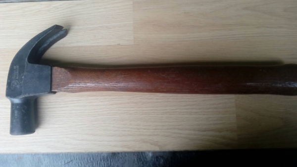 ขายค้อนเหรียญทองเก่าเก็บขนาด25mm. Made in W-Germany.