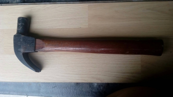 ขายค้อนเหรียญทองเก่าเก็บขนาด25mm. Made in W-Germany.