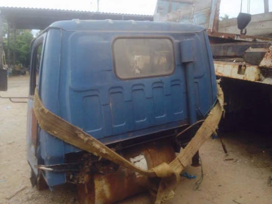 ขาย หัวรถ 6 ล้อ NKR ราคา 4500 ขาย หัวรถ 6 ล้อ NKR ราคา 4500