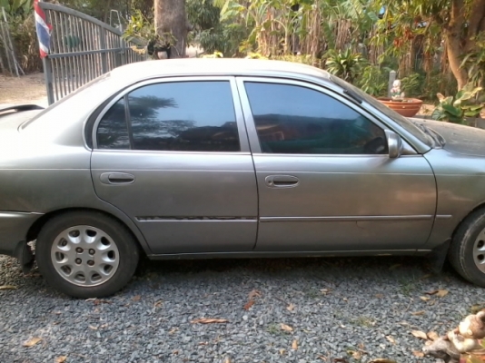 ขายรถเก๋ง TOYOTA COLOLA ติดแกส พร้อมใช้ ทะเบียนปกติ