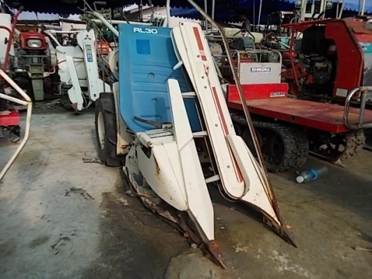 รหัส:12000857รถเกี่ยวข้าวเดินตามเครื่องKF34Gขนาด2.3PS.คล่องตัวสภาพสวยเกี่ยวง่ายwww.nihonmono.com