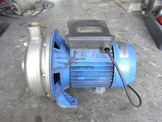 ขายปั้มน้ำหอยโข่ง STAC 1 HP. 220 V made in Italy ฝาครอบและใบพัดสแตนเลสอย่างดี ใช้ไฟบ้าน สภาพสวย รับประกันคุณภาพ