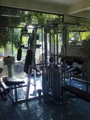 ชุดยิม ยี่ห้อ PARAMOUNT รุ่น st4 ของ USA สามารถเล่นพร้อมกันได้ 6 คน