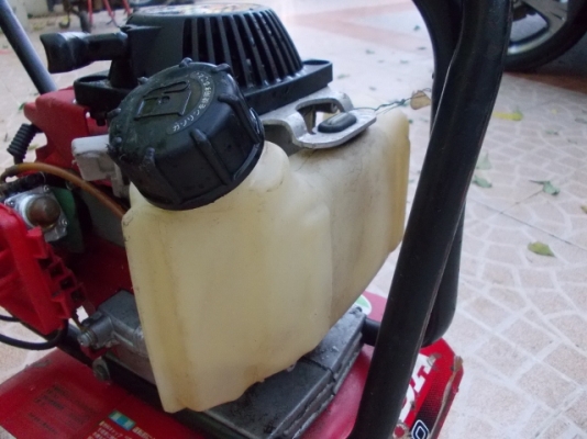 รหัส:12000903เครื่องพรวนดินเครื่องFK1 GCAO-1213736(1.0ps)4จังหวะwww.nihonmono.com