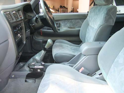 TOYOTA TIGER CAB 4WD เครื่องยนต์ 2.5 ไฟฟ้า ปี 2002