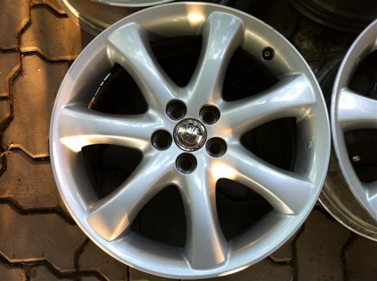 ขายแม็กเดิม Toyota wish ขอบ17"