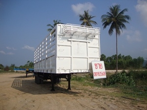 ขายด่วนหางคอกเกษตรยาว 10.5 เมตร 2 เพลา จำนวน 1 หาง / ติดต่อคุณตั้ม 081-9512529