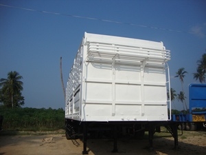 ขายด่วนหางคอกเกษตรยาว 10.5 เมตร 2 เพลา จำนวน 1 หาง / ติดต่อคุณตั้ม 081-9512529