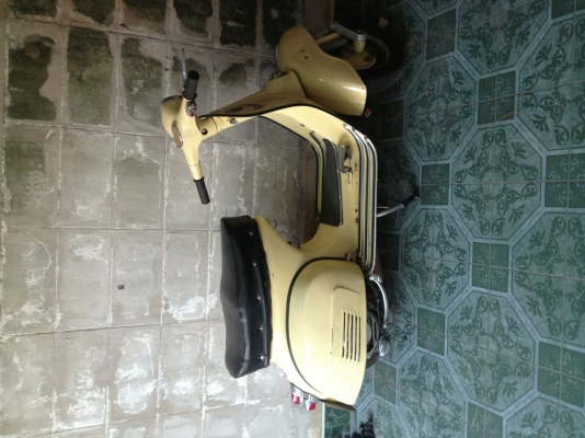 ขายเวสป้าไฟเหลี่ยม