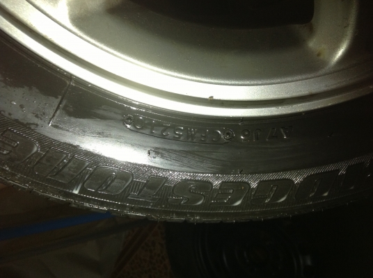 ขายยางสภาพดีพร้อมแมก