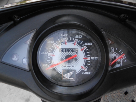 Honda-Click สภาพสวยๆ เครื่องดีมากๆครับ เข้ามาดูก่ิอนได้ครับ