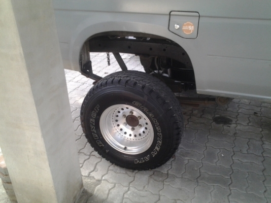 ขายชุดยก 7 นิ้ว  และmax พร้อมยางใหม่31 นิ้ว  ราคาคุยได้ครับต้องการขาย