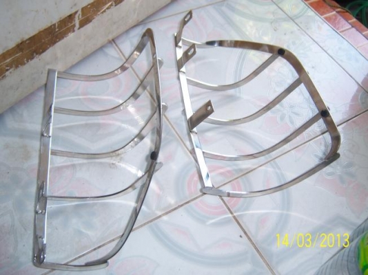 ฝาครอบไฟท้ายอีซูซุสแตนเลส