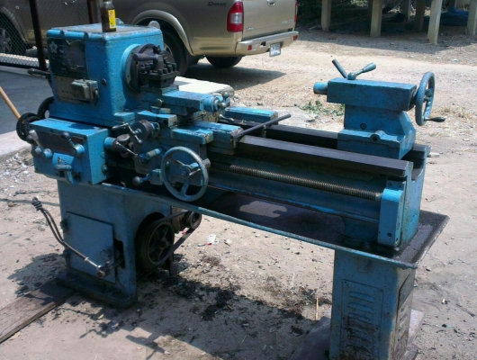 ขายแท่นกลึงใต้หวัน ราคาถูก 3 ฟุต 2 เพลา เดินฟิต/ออโต้ กลึงเกลียวได้  พร้อมใช้งาน นครปฐม