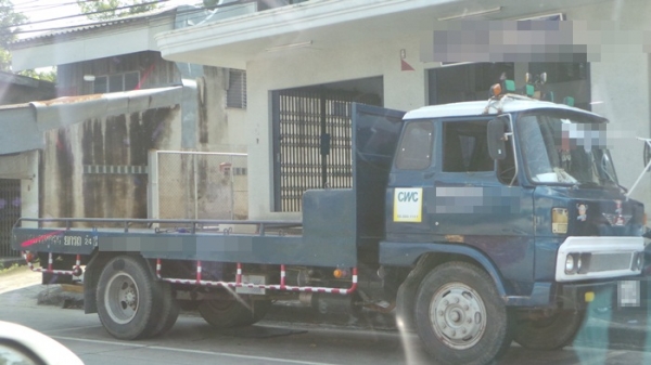HINO  KM เดิมๆ คัซซีสวย  กระบะเหล็ก  เล่มพร้อมค่ะ